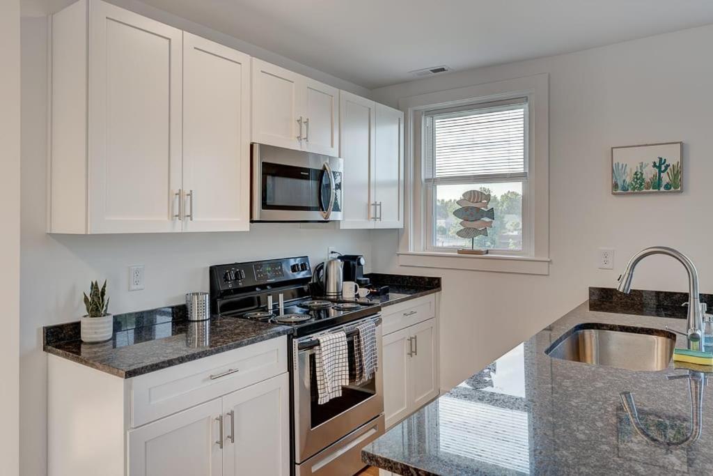 Greatly Located And Elegant 1Br With Parking Apartamento Durham Exterior foto